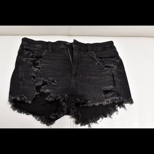 Super cute American Eagle ripped jean shorts